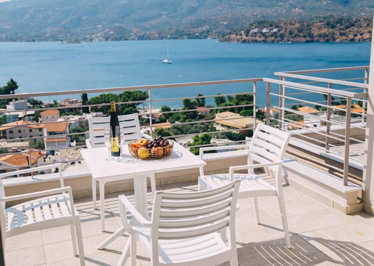 Kalavria Luxury Suites - Magnificent Sea View Of Poros Poros Town المظهر الخارجي الصورة