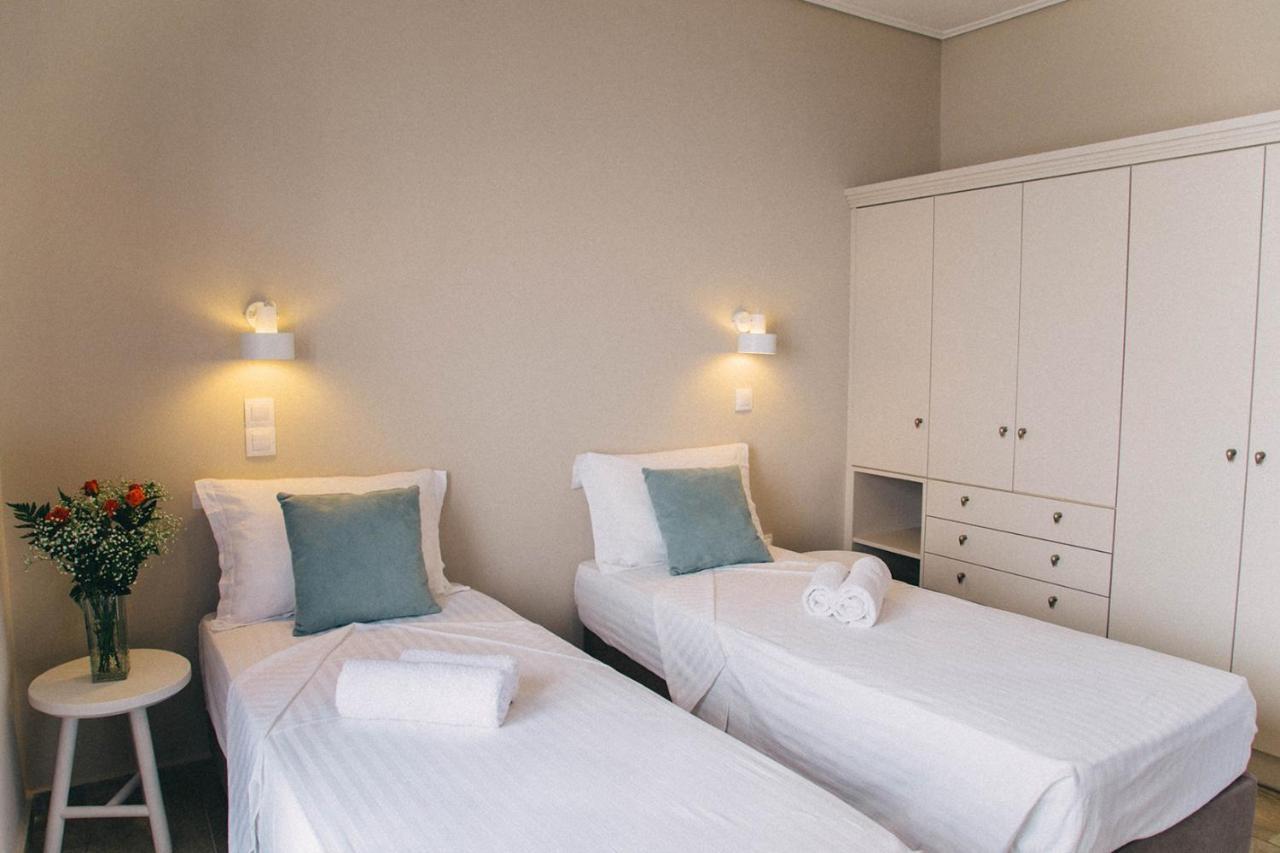 Kalavria Luxury Suites - Magnificent Sea View Of Poros Poros Town المظهر الخارجي الصورة