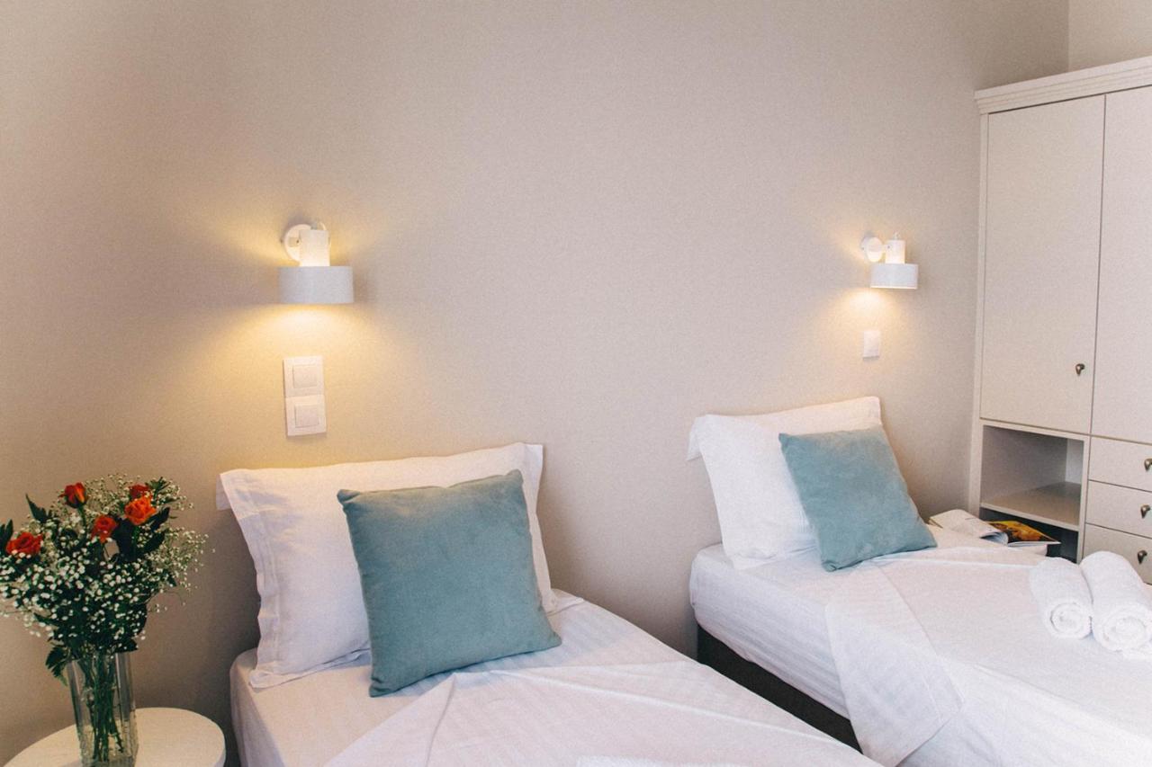 Kalavria Luxury Suites - Magnificent Sea View Of Poros Poros Town المظهر الخارجي الصورة